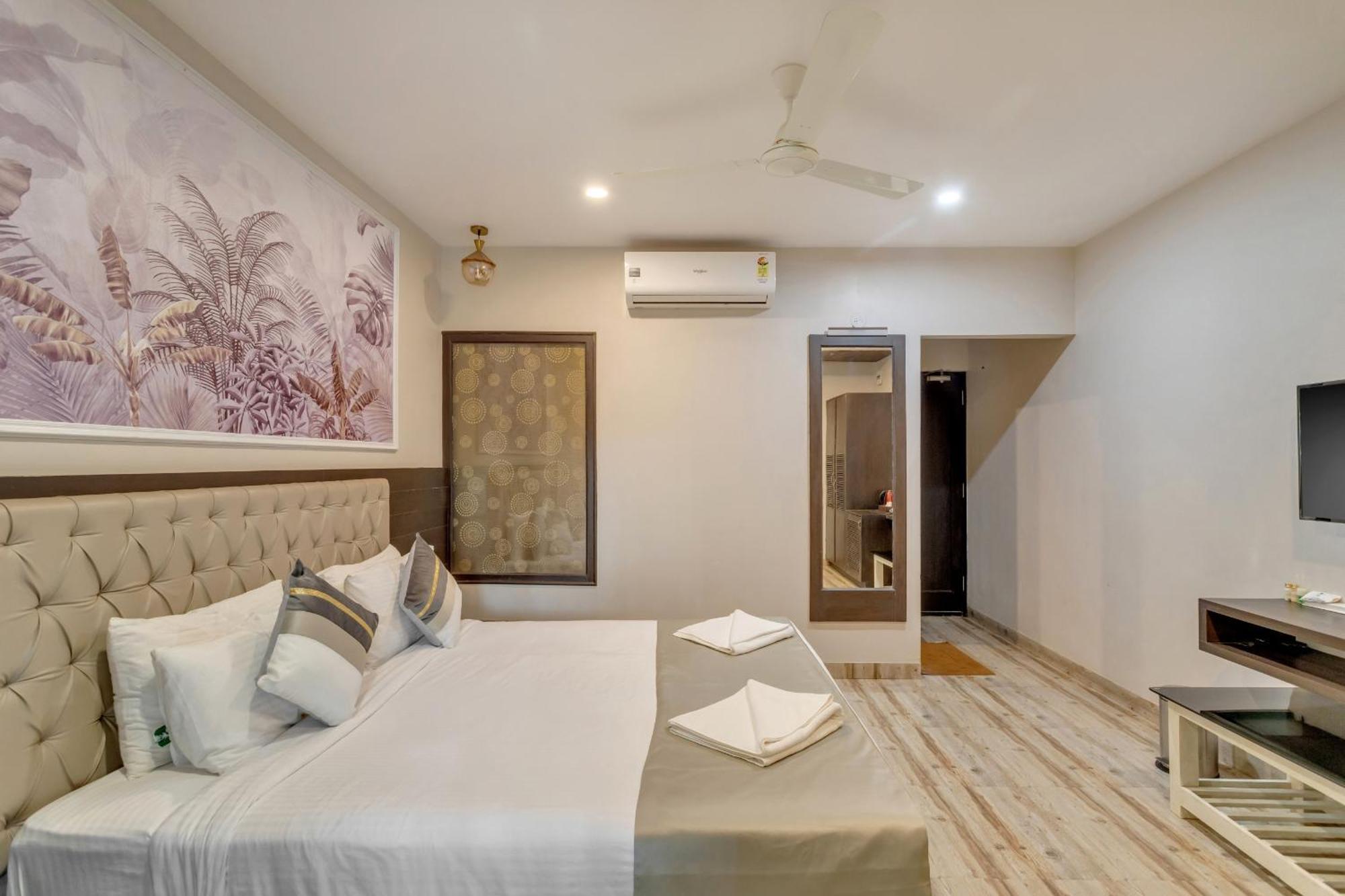 Skon Morjim Beach Resort By Orion Hotels Stare Goa Zewnętrze zdjęcie