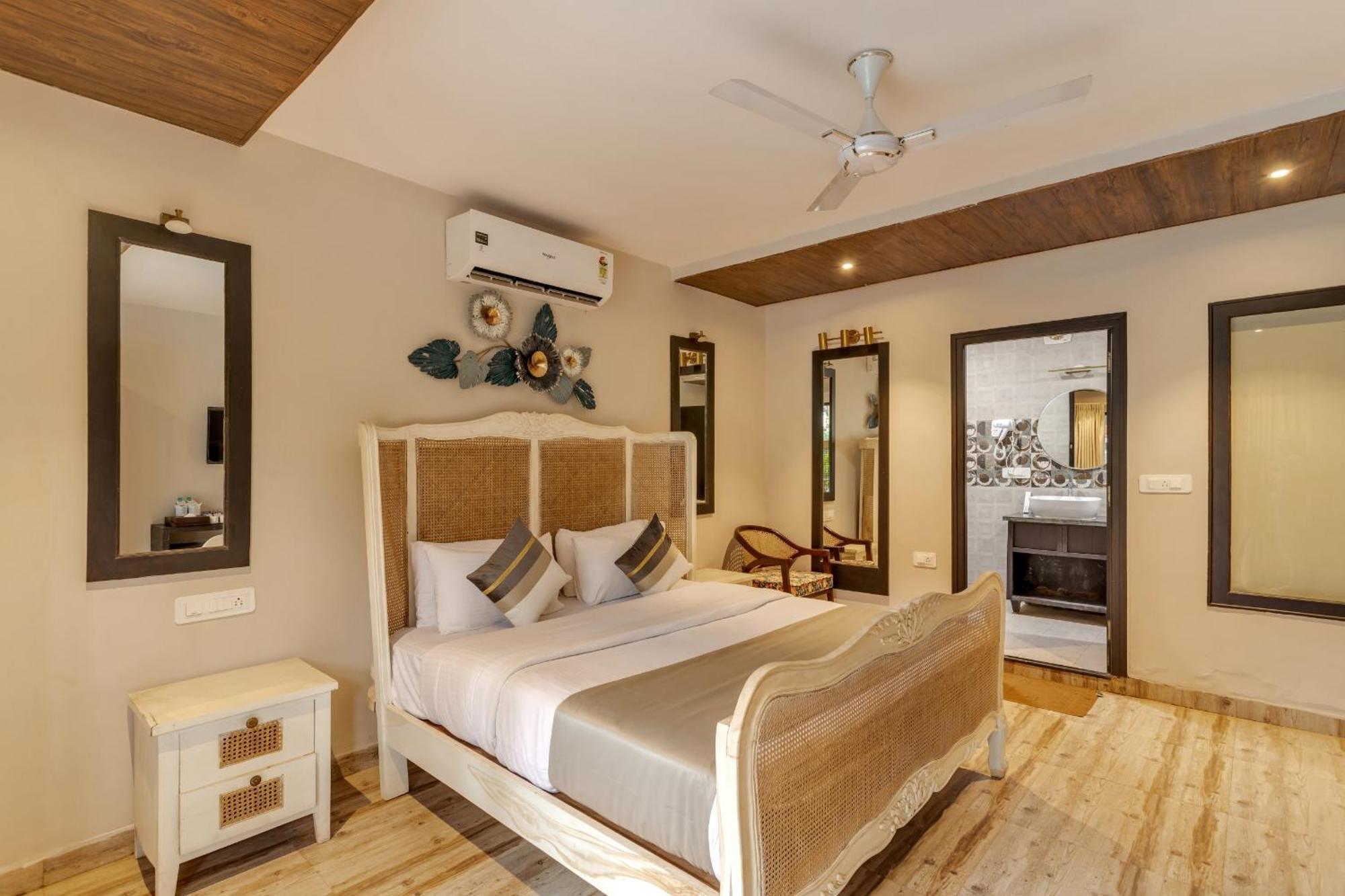 Skon Morjim Beach Resort By Orion Hotels Stare Goa Zewnętrze zdjęcie